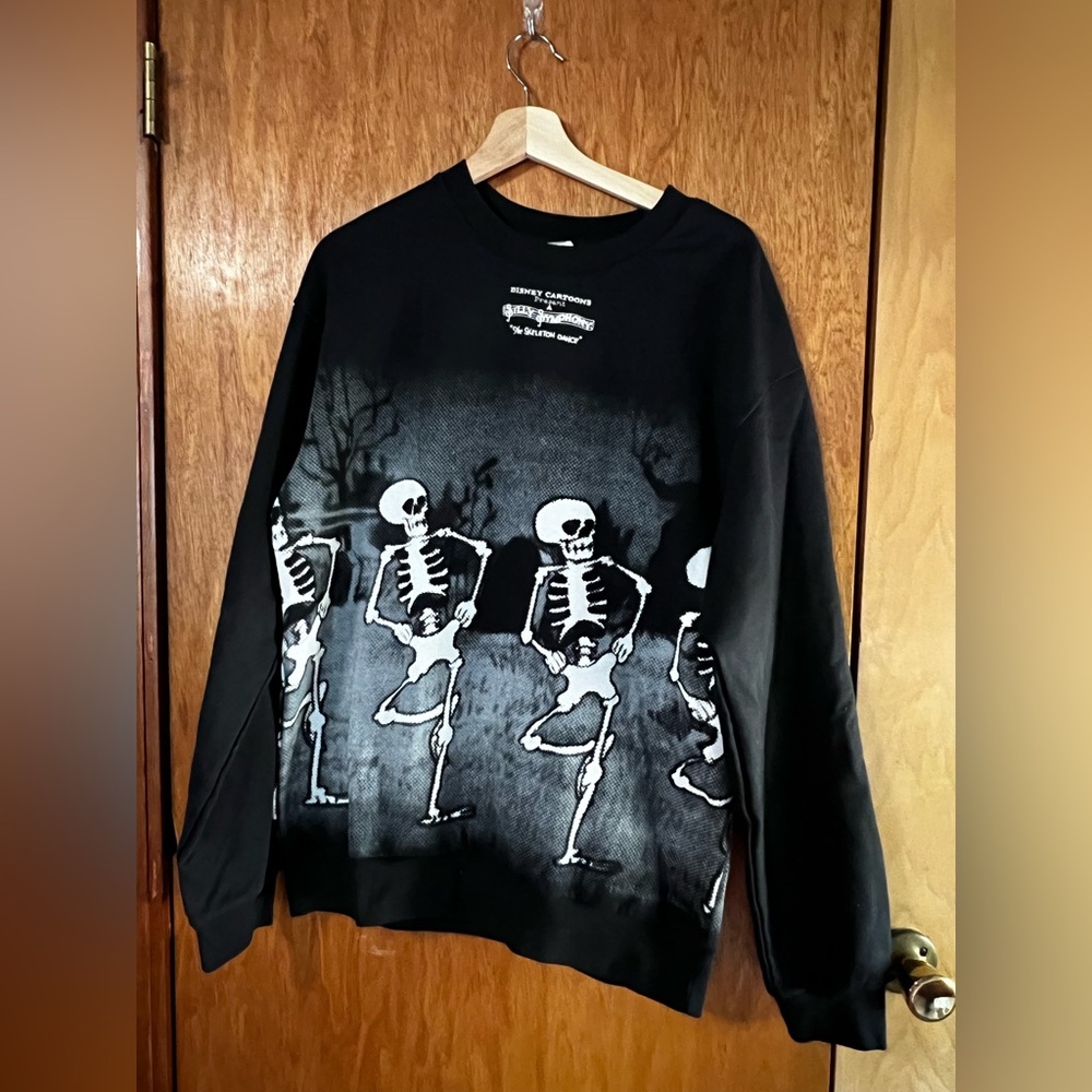 NWT Disney Silly Symphonies Skeleton Sweatshirt, size large
